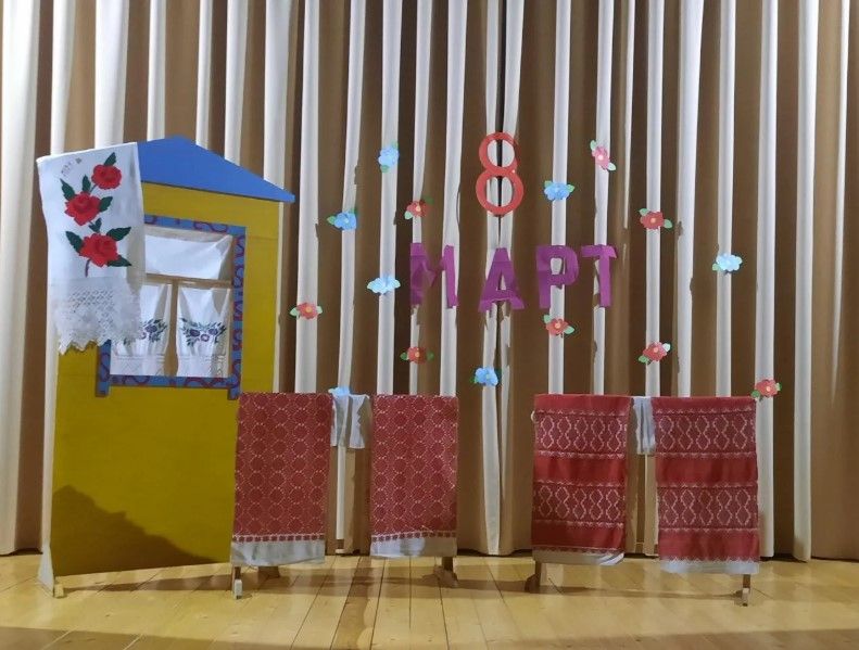 «Монэжэтлэр — рухи мирасыбыз»: в Атабаевском СДК соединили поздравления с 8 Марта и духовные песнопения Рамадана