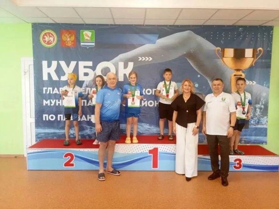 Лаеш йөзүчеләренең медальләр сандыгы алтын һәм бронза белән тулыланды