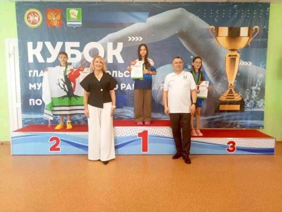 Лаеш йөзүчеләренең медальләр сандыгы алтын һәм бронза белән тулыланды