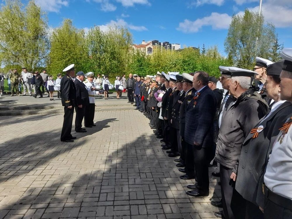 Вакыт сакчысы һәм күңелләр остасы: Рөстәм Хәсәновның тормыш юлы