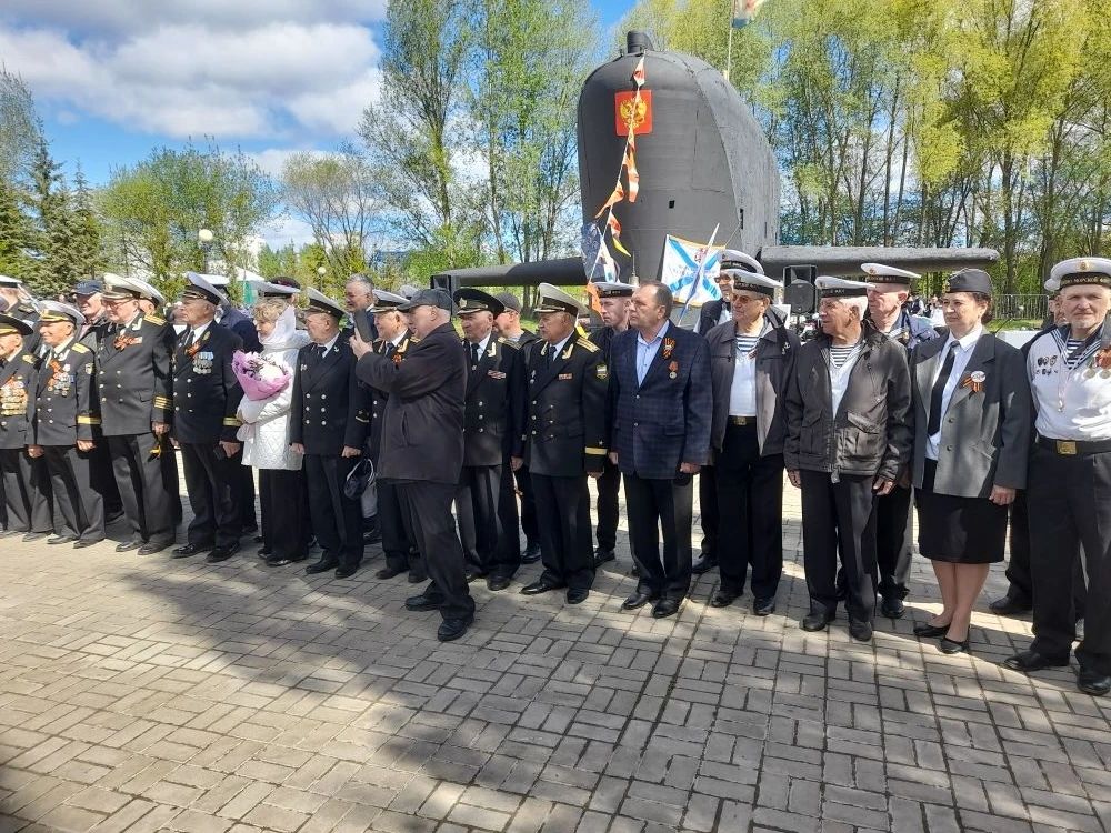 Вакыт сакчысы һәм күңелләр остасы: Рөстәм Хәсәновның тормыш юлы