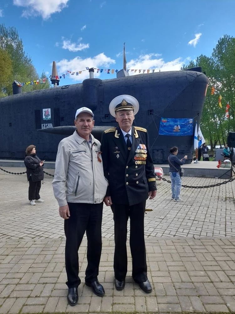 Вакыт сакчысы һәм күңелләр остасы: Рөстәм Хәсәновның тормыш юлы