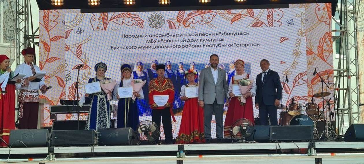 Лаеш районындагы «Каравон» бәйрәмендә республика бүләкләрен тапшырдылар