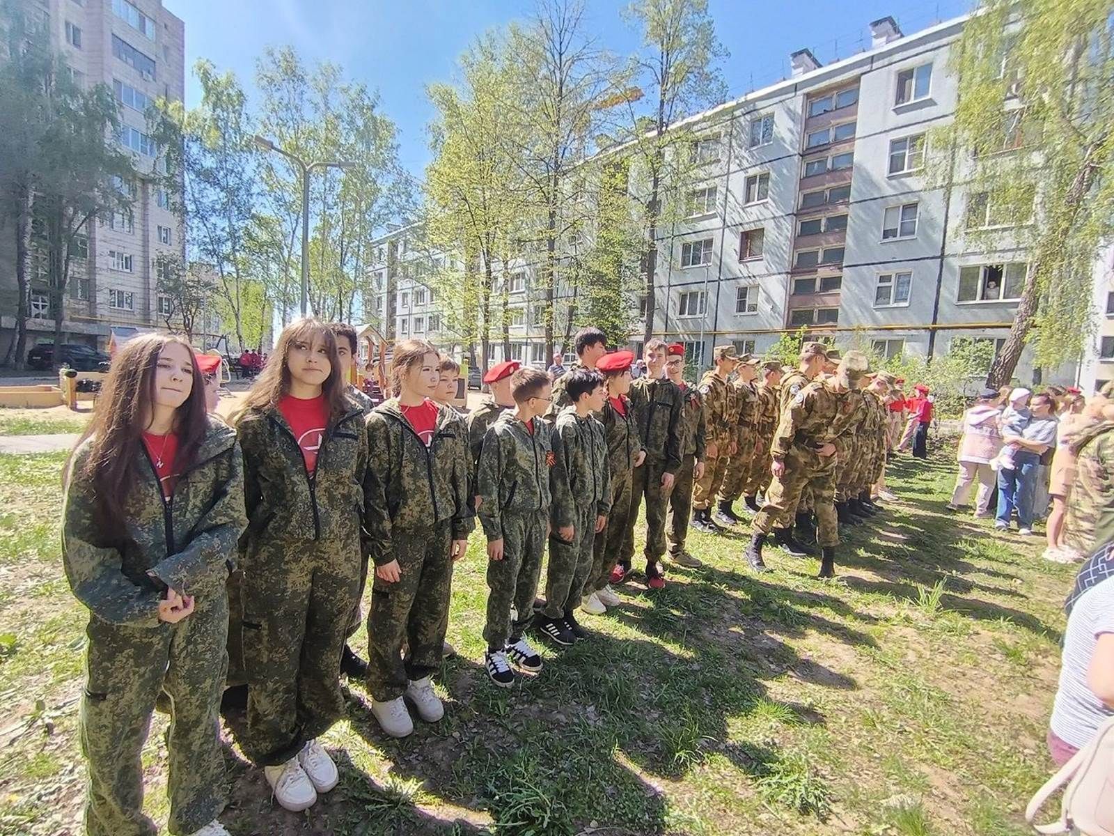 Лаеш районы юнармиячеләре «Яшь танкист йортында» узган «Ачык ишекләр көнендә» катнаштылар.