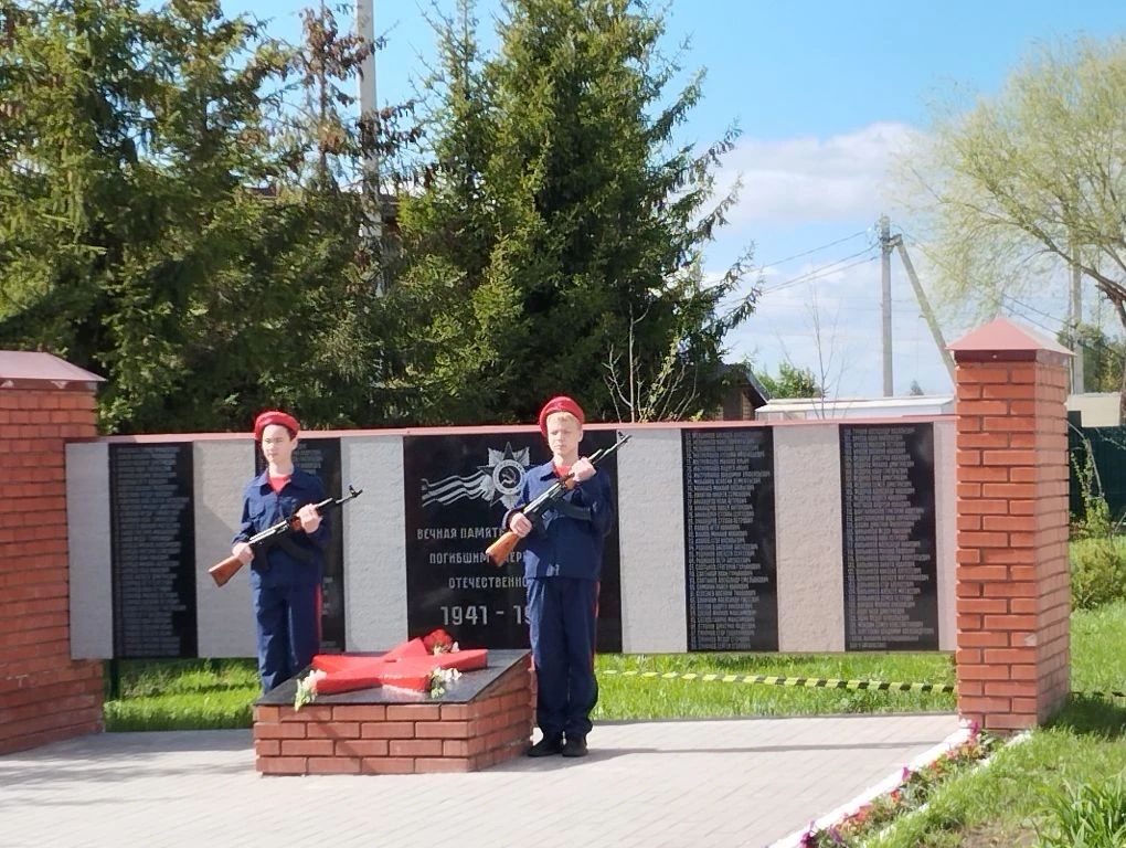 Сокурыда Җиңү бәйрәме: Буыннар хәтере һәм каһарманнар истәлеге