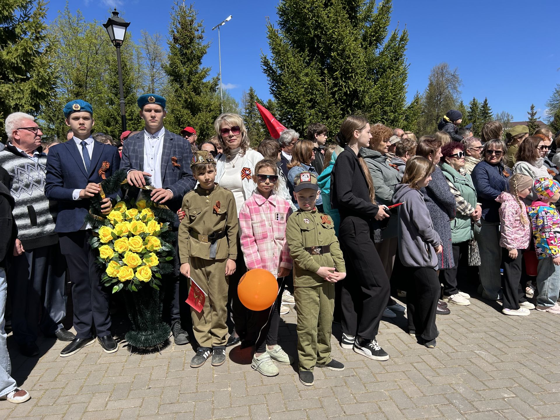 Фоторепортаж: 9 Мая — День Победы в Лаишево