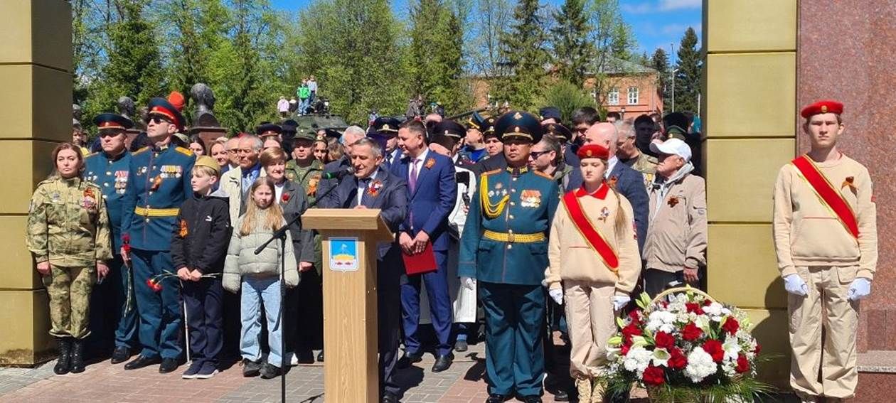 Лаешлылар Бөек Ватан сугышында һәлак булганнарны хөрмәтләп искә алдылар.