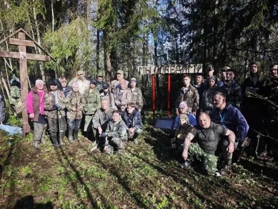 Лаеш районы эзләнүчеләре һәлак булган солдатларның калдыкларын һәм медальоннарын таптылар.