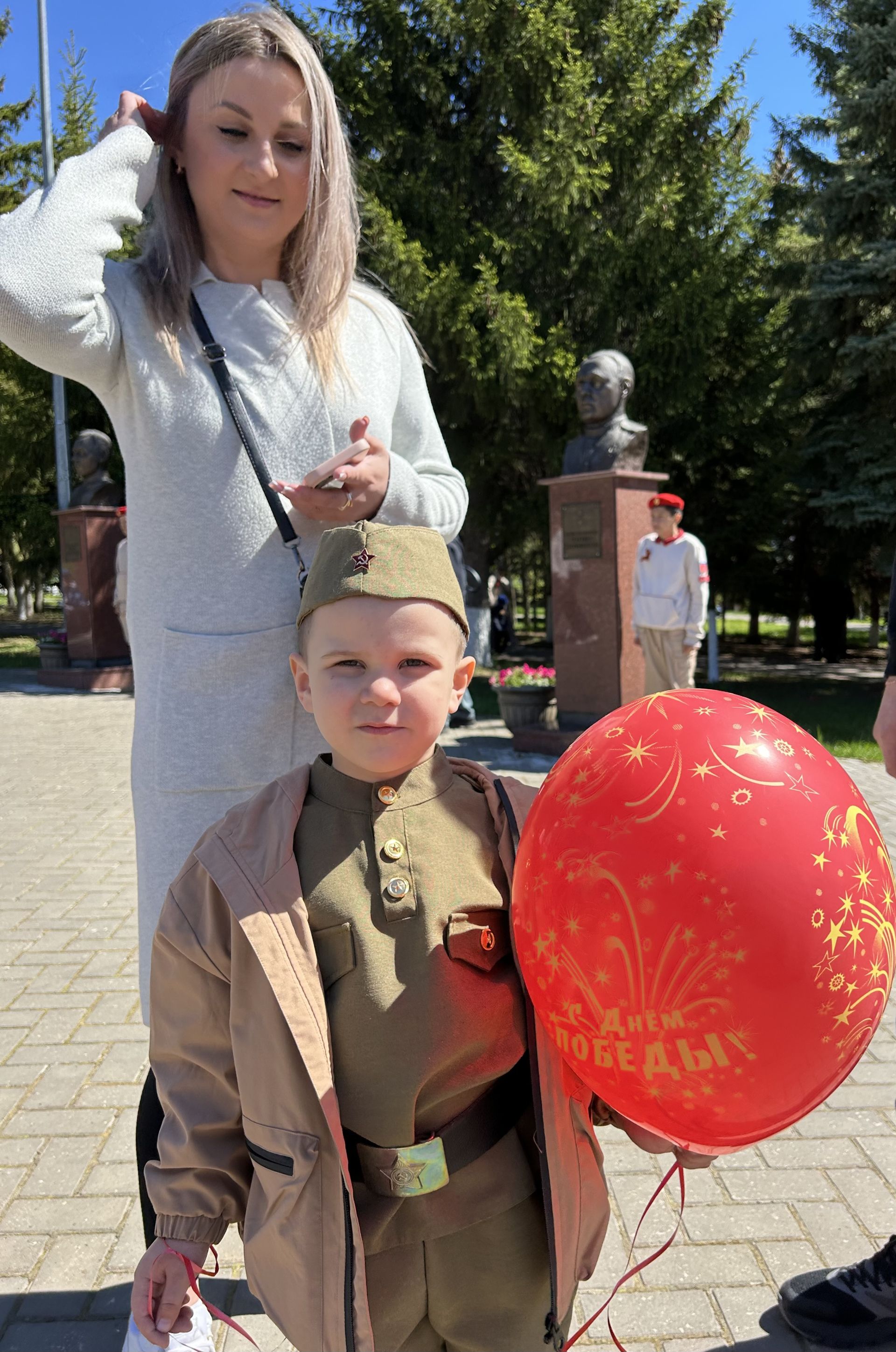 Фоторепортаж: 9 Мая — День Победы в Лаишево