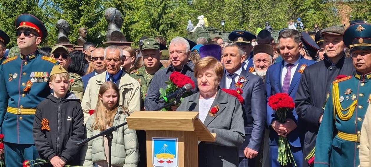 Лаешлылар Бөек Ватан сугышында һәлак булганнарны хөрмәтләп искә алдылар.