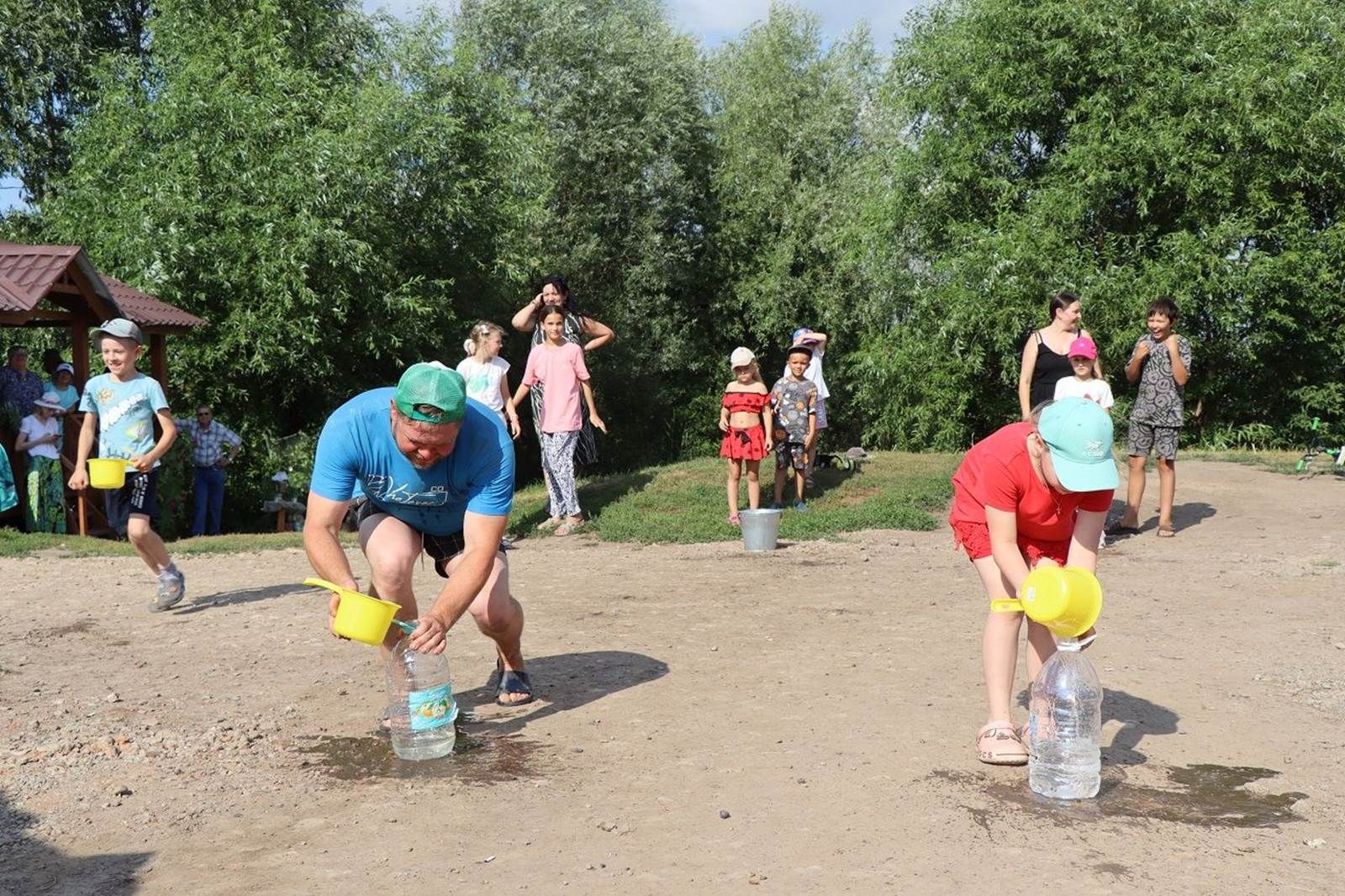 Караеш авылы халкы престол бәйрәмен билгеләп үтте