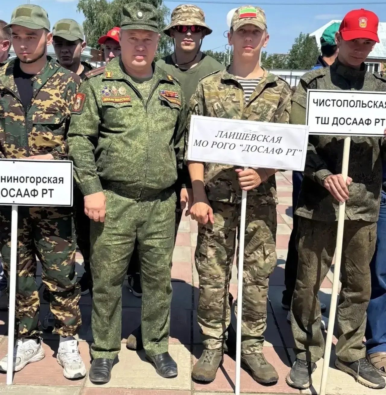 Студенты Лаишевского техникума показали свою спортивную и военную подготовку