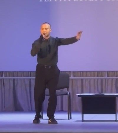 В Орловском СДК прошёл концерт рэпера Игоря Пустоты, посвящённый Дню семьи, любви и верности