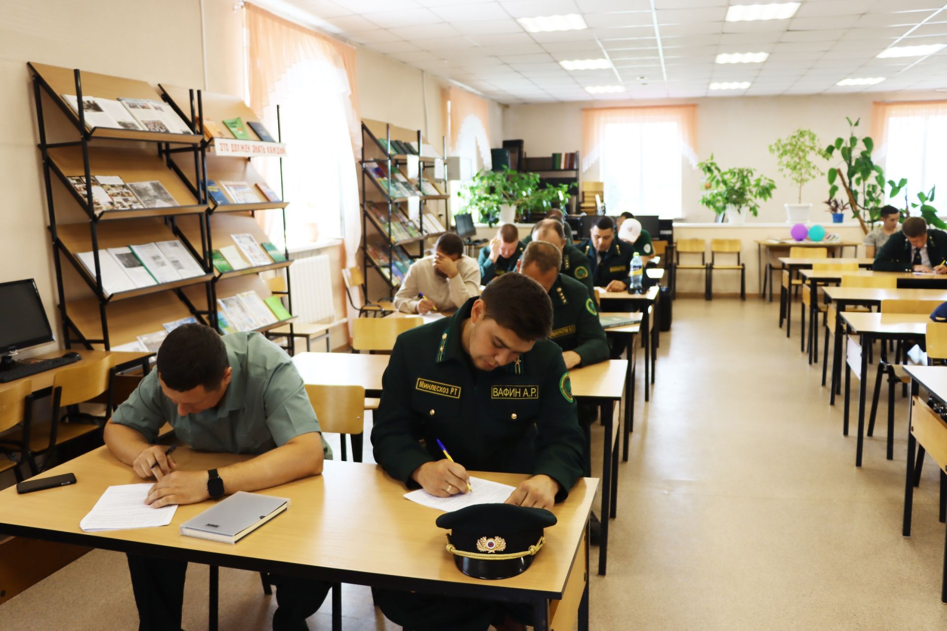 Конкурс профессионального мастерства в Лубянском лесотехническом колледже: лесные инспекторы, операторы БПЛА и пожарные показали свои навыки