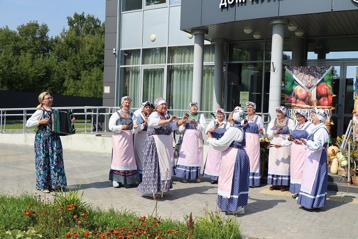 В селе Столбище Лаишевского района отметили Яблочный спас