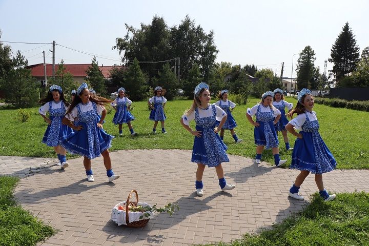 В селе Столбище Лаишевского района отметили Яблочный спас