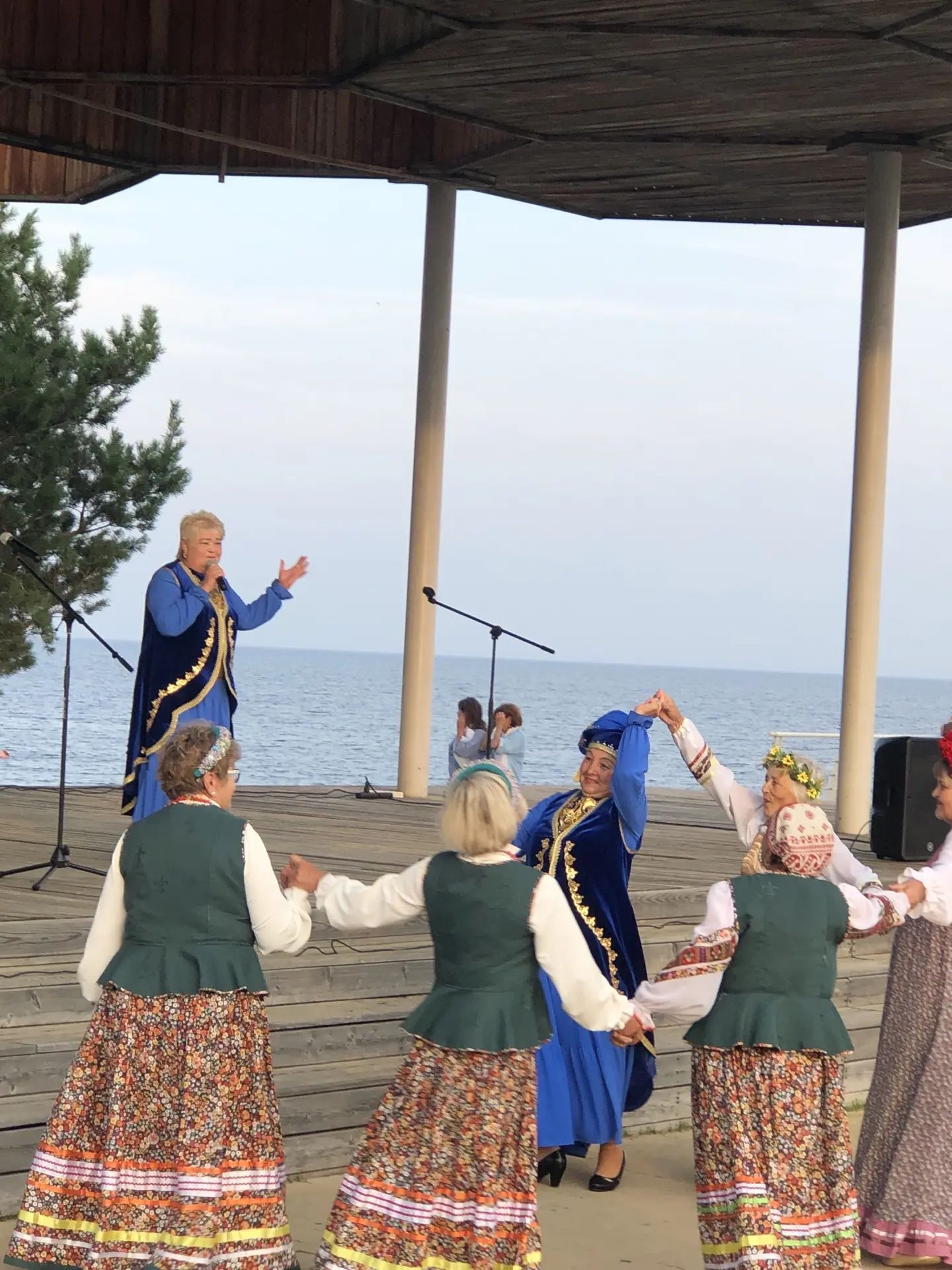 Кама буенда дуслык һәм бердәмлек бәйрәме: иҗат чикләрне белми.