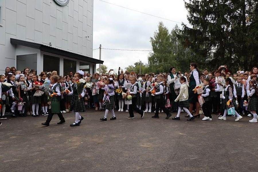 Лаеш районы мәктәпләрендә яңа уку елының беренче кыңгыравы яңгырады