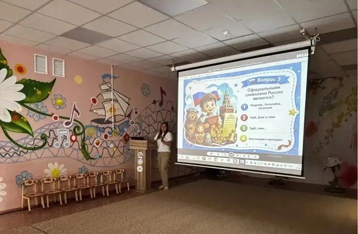 В День Государственного флага дети Лаишевского района проявили творческие способности