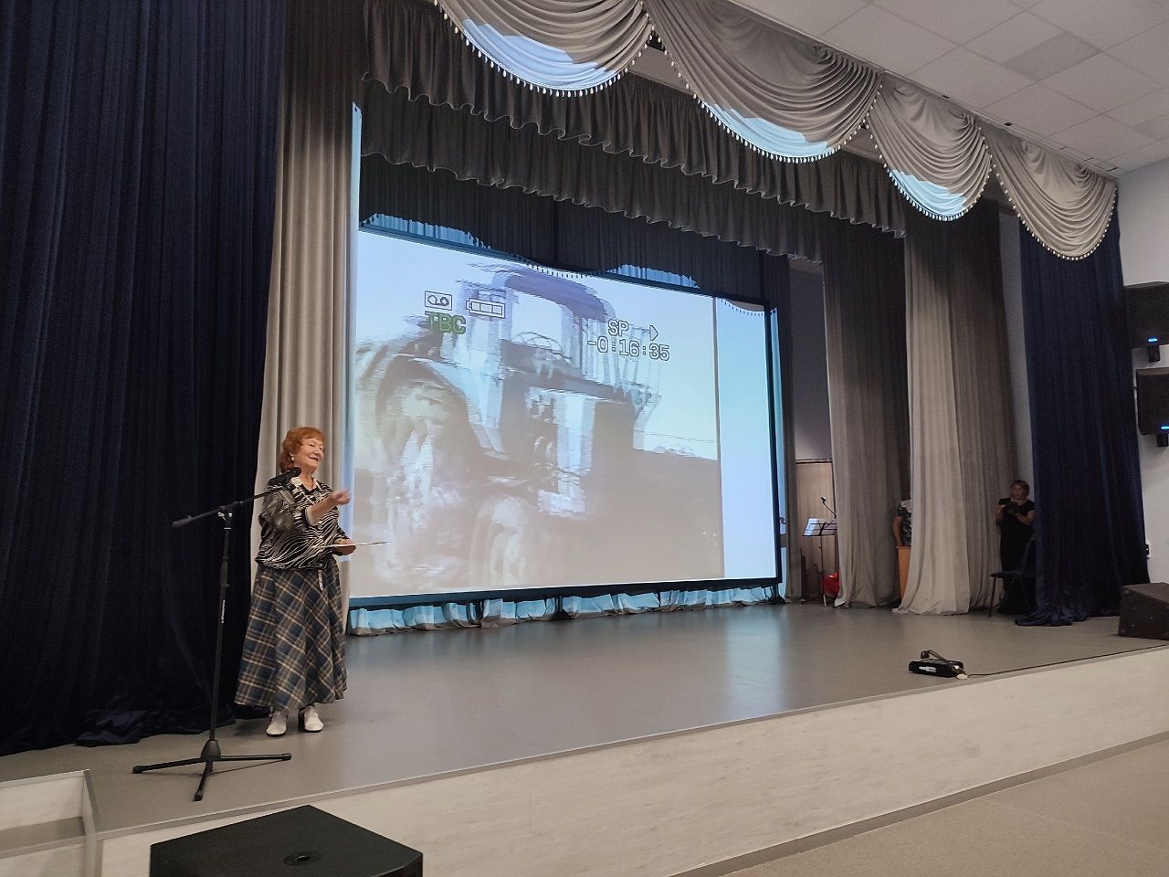 В Лаишевском районе продолжается вручение сертификатов электронной доски почета РТ