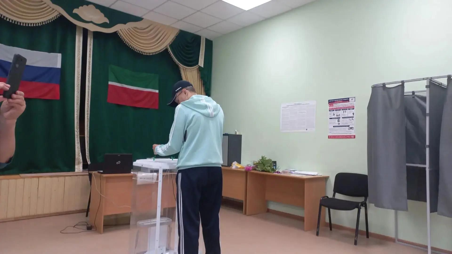 Участник СВО с неизвлеченным осколком пришел на выборы в Татарстане