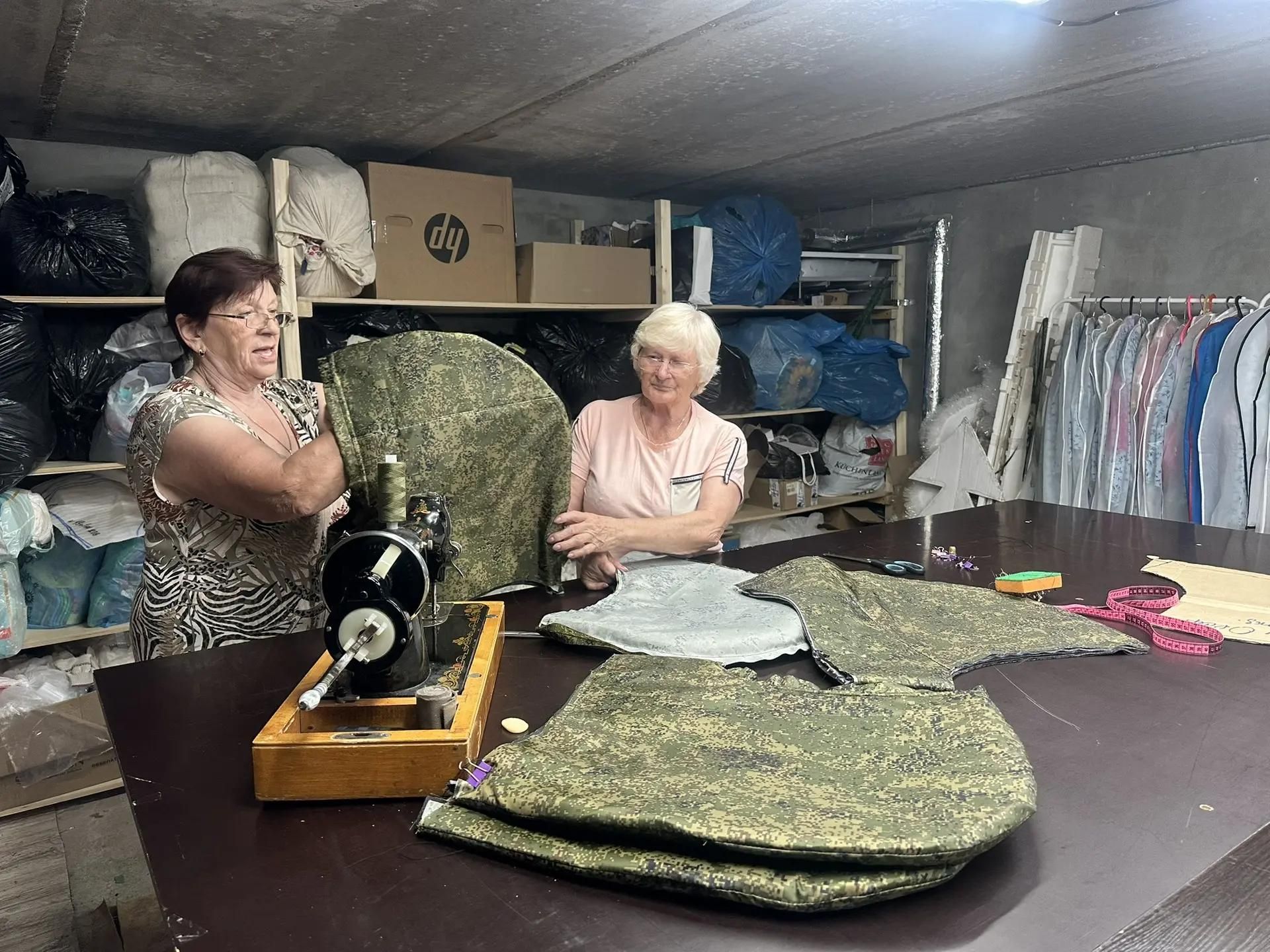 Лаишевские волонтеры СВО выигрывают гранты и шьют антитепловизионные изделия