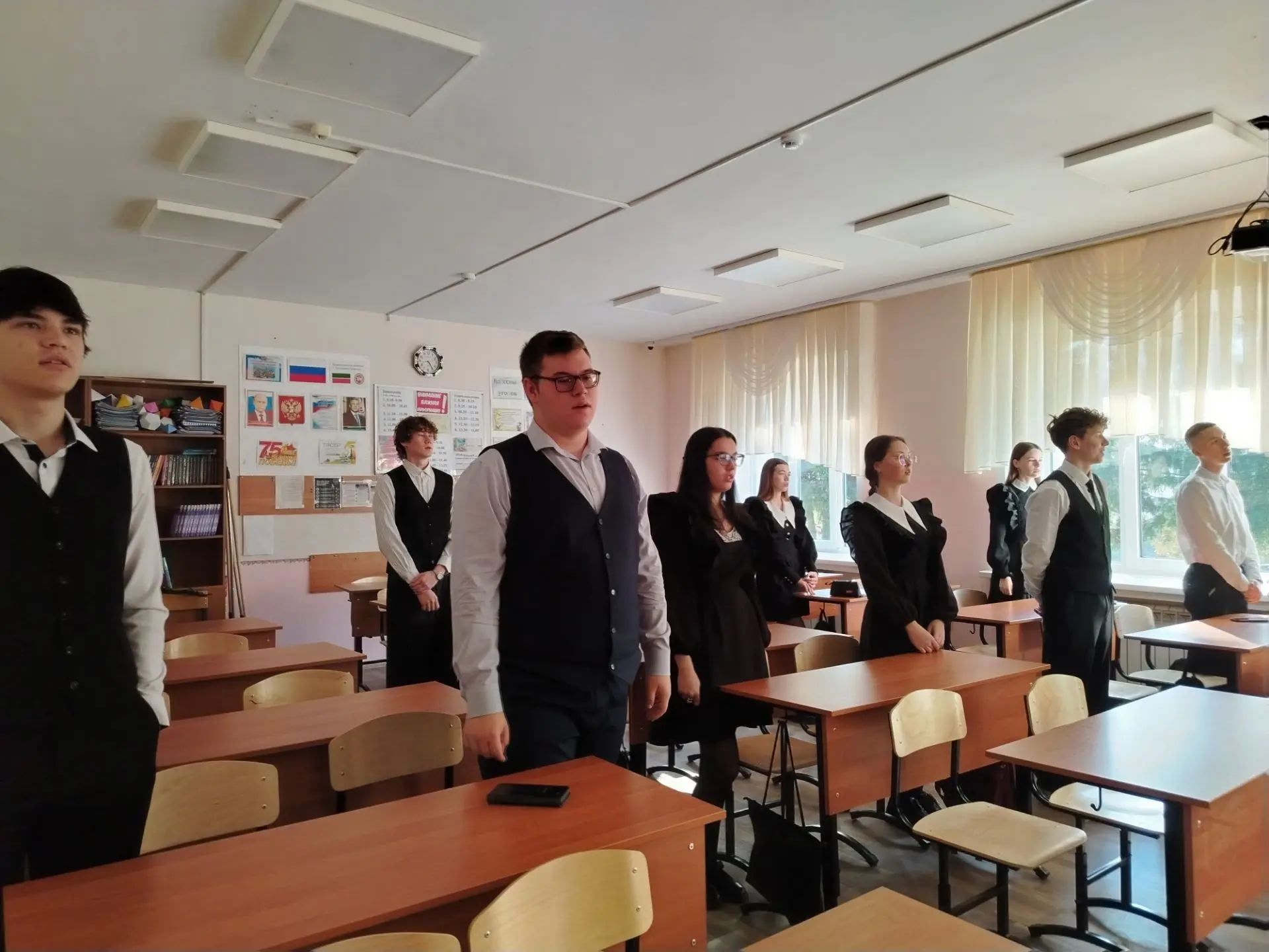 Уроки мужества: лаишевским школьникам  рассказали о Героях нашего времени