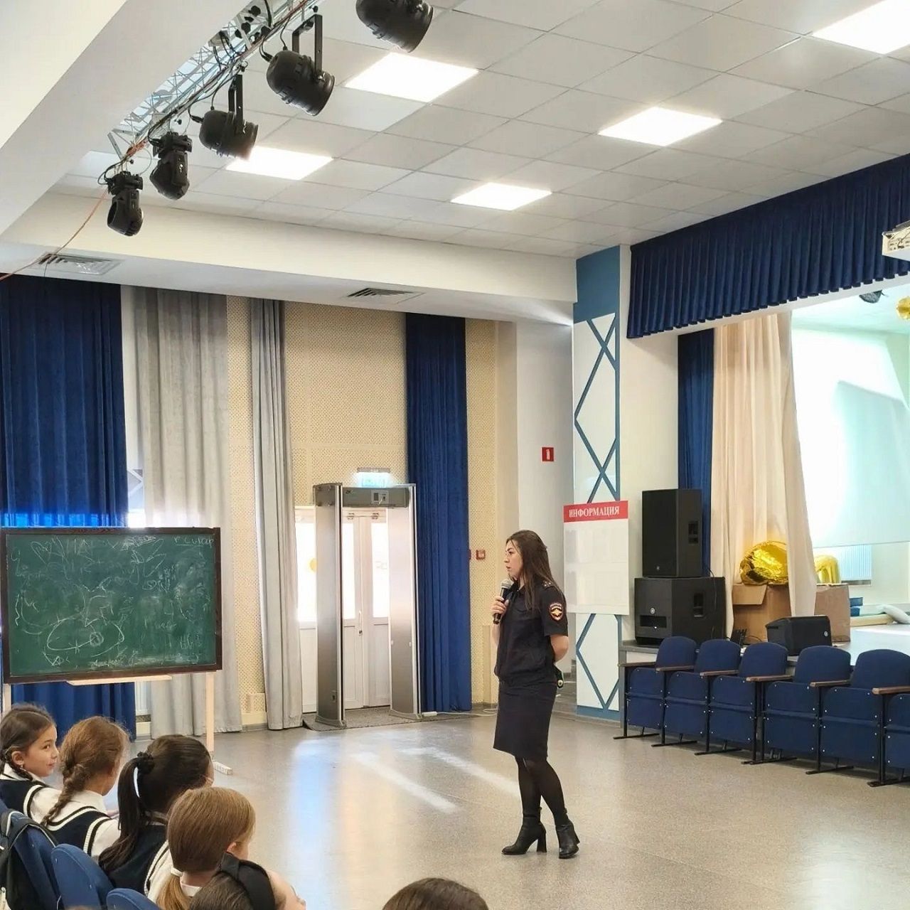 Транспортные полицейские провели важную лекцию для лицеистов Лаишевского района
