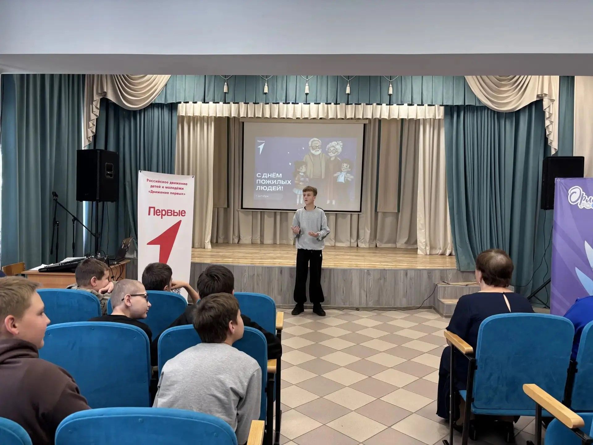 Лаишевсчкие школьники встретились с ребёнком Великой Отечественной войны