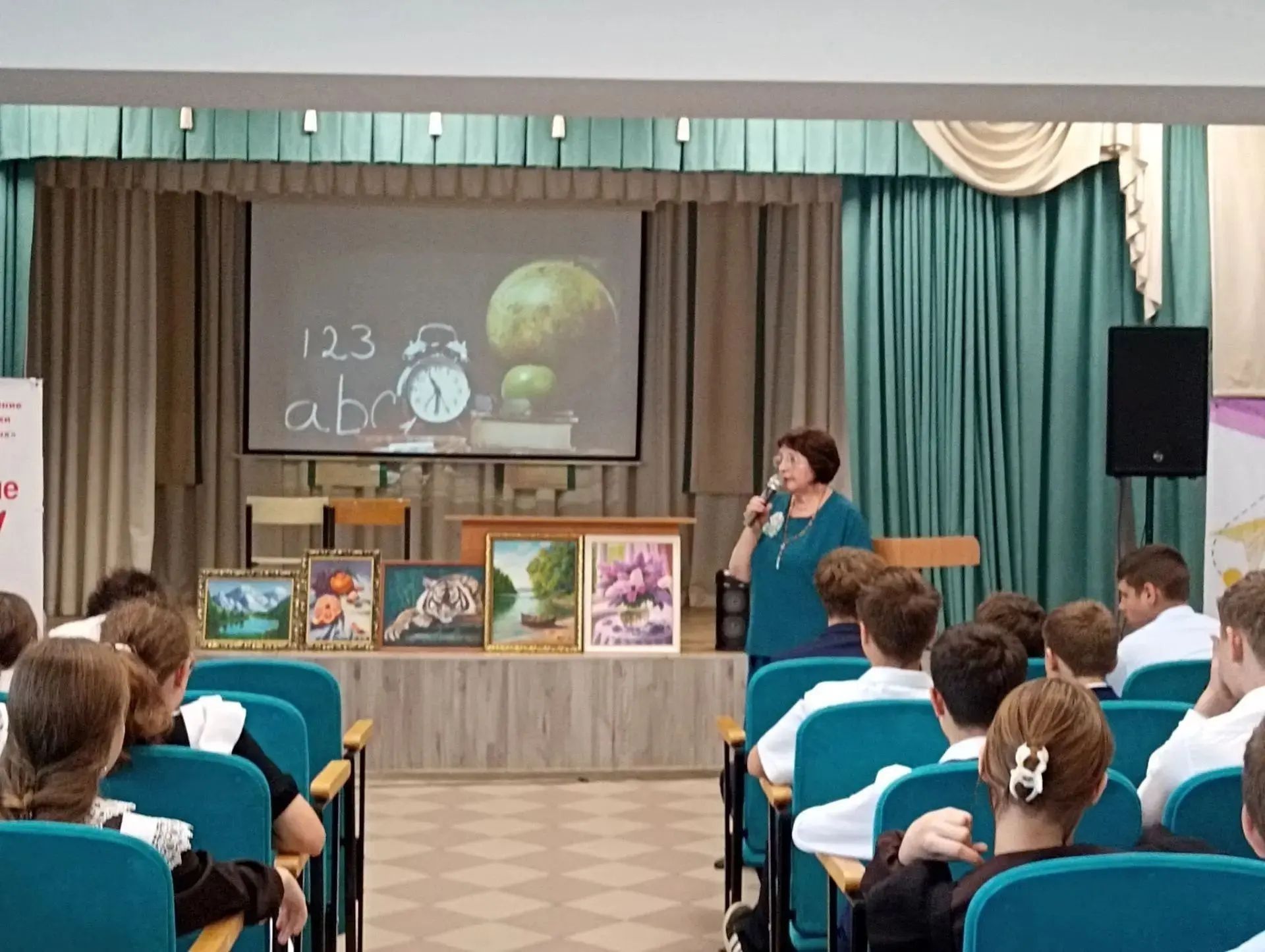 Встреча с преподавателями и выпускниками в Лаишевской школе