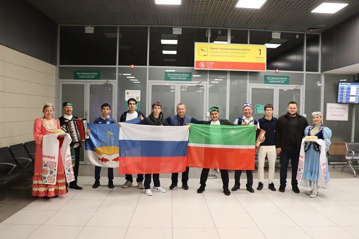Жители Лаишевского района встретили земляков-чемпионов Всемирных игр кочевников
