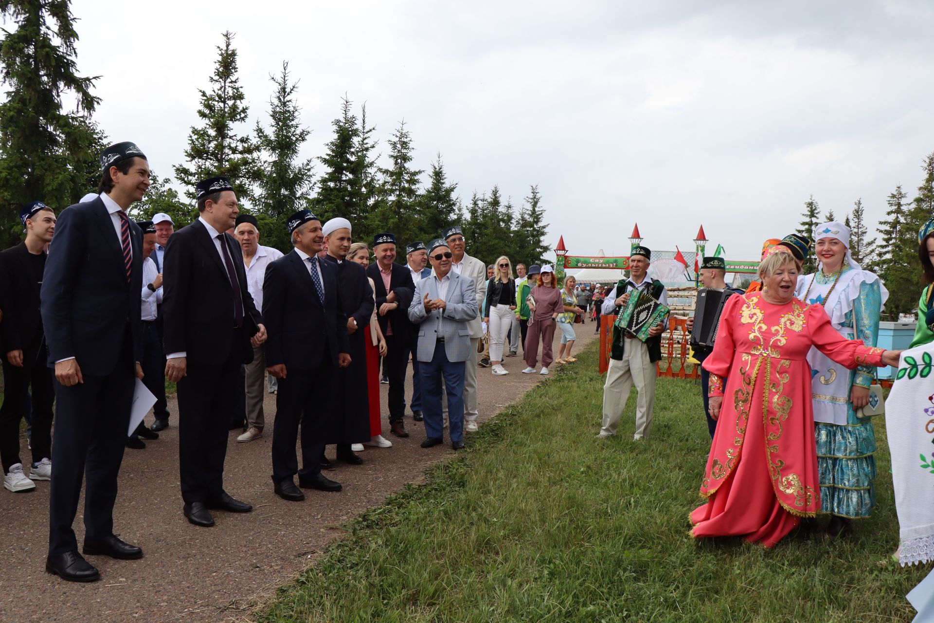 Здесь вы найдете все фотографии праздника Сабантуй-2024 в Лаишево