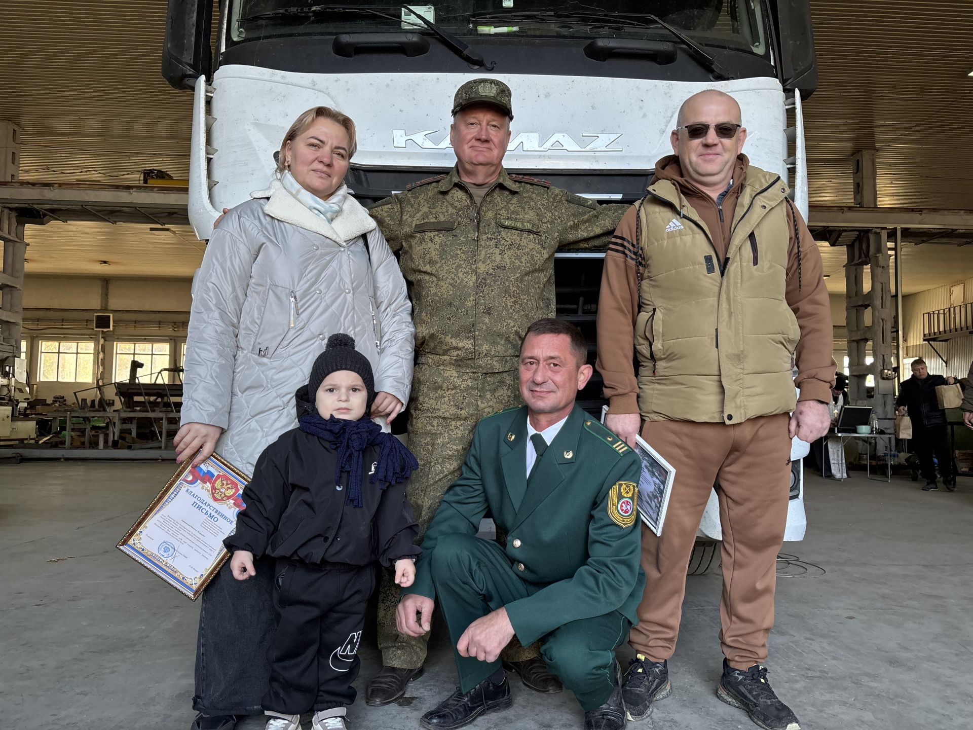 Сороковая отправка гуманитарки: как полковник запаса из Лаишево превратил личную инициативу в народное движение