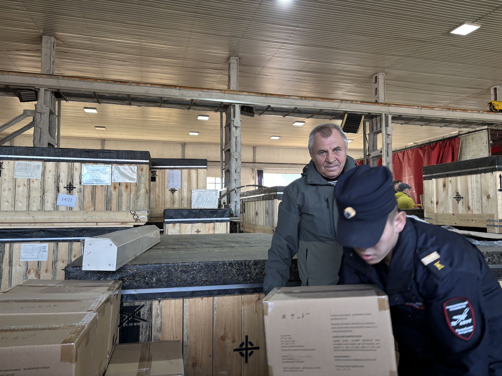 Сороковая отправка гуманитарки: как полковник запаса из Лаишево превратил личную инициативу в народное движение