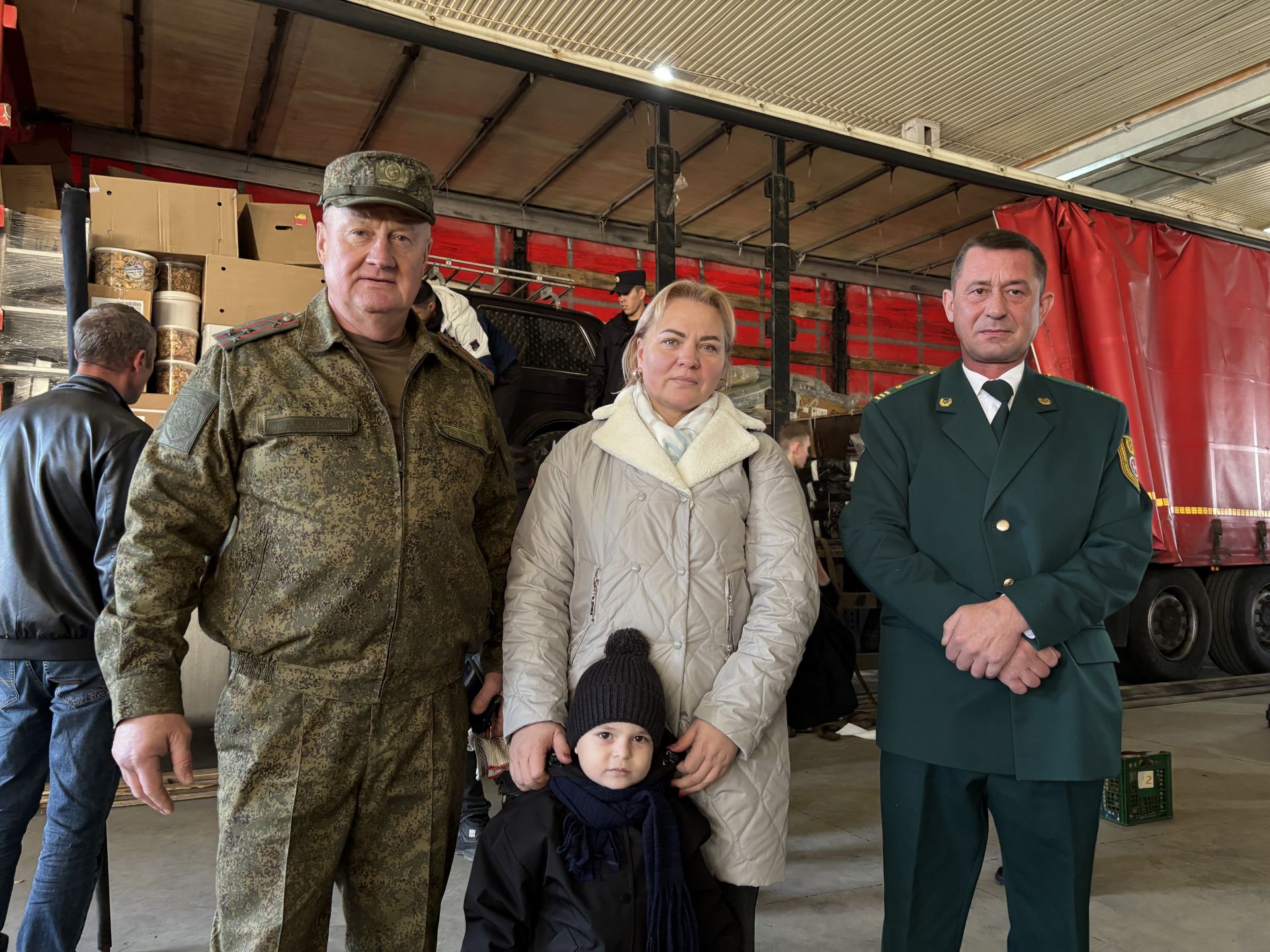 Сороковая отправка гуманитарки: как полковник запаса из Лаишево превратил личную инициативу в народное движение