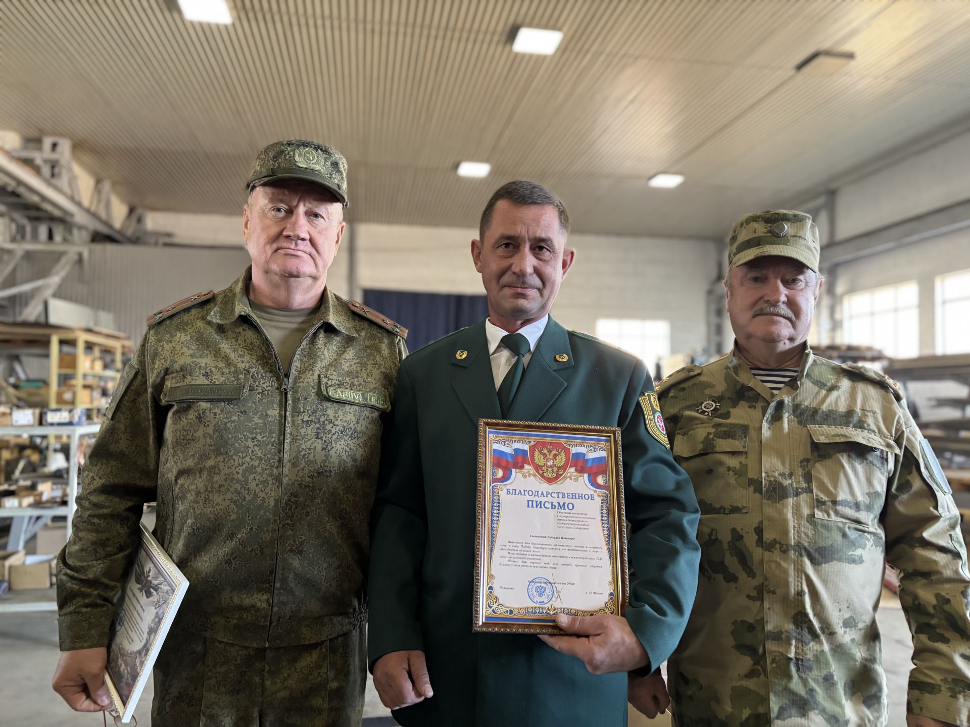 Сороковая отправка гуманитарки: как полковник запаса из Лаишево превратил личную инициативу в народное движение