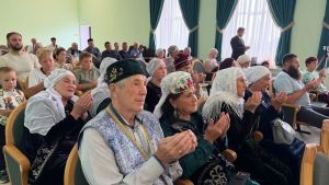В Лаишевском районе увековечили память земляка: в селе Кирби представили книгу стихов Галимзяна Гайнутдинова