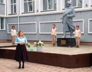 Лаишевские школьники почтили память жертв терроризма