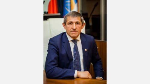 Глава Лаишевского района Ильдус Зарипов поздравляет людей золотого возраста с Днем пожилого человека