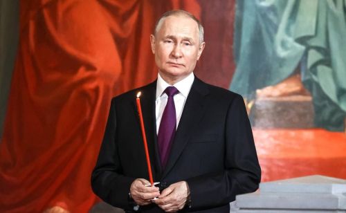 Владимир Путин поздравил россиян со светлым праздником Пасхи