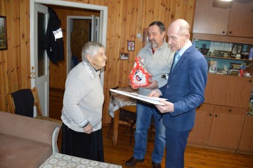 Сегодня в Лаишевском районе поздравили с юбилеем узницу концлагеря Юсупову Валентину  Леонтьевну