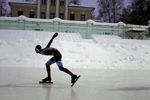 Удачный старт лаишевских конькобежцев