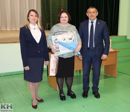 Глава Среднедевятовского сельского поселения подвела итоги 2022 года