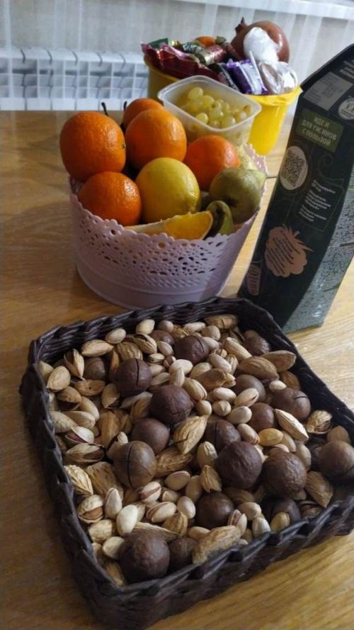 Время  вкусных встреч. Фотографиями семейной встречи делится Валентина Клюшина