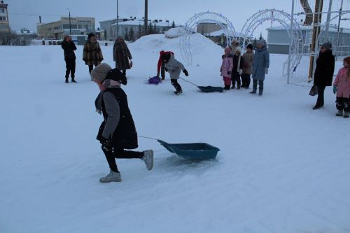 В «Веселых стартах» лаишевские дети участвовали вместе с родителями