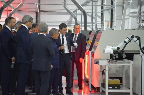 Раис Татарстана дал старт работе нового завода в Лаишевском районе