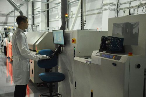 Раис Татарстана дал старт работе нового завода в Лаишевском районе