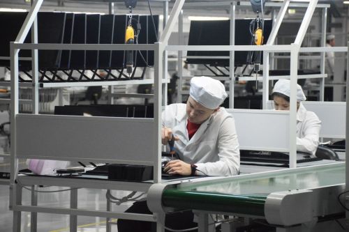 Молодые специалисты осваивают производственные мощности нового завода ICL в Лаишевском районе