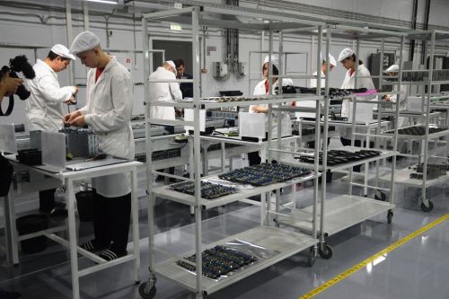 Молодые специалисты осваивают производственные мощности нового завода ICL в Лаишевском районе