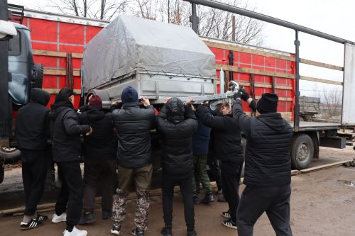 Сегодня в Лаишево прошла загрузка гуманитарной помощи для отправки в зону СВО